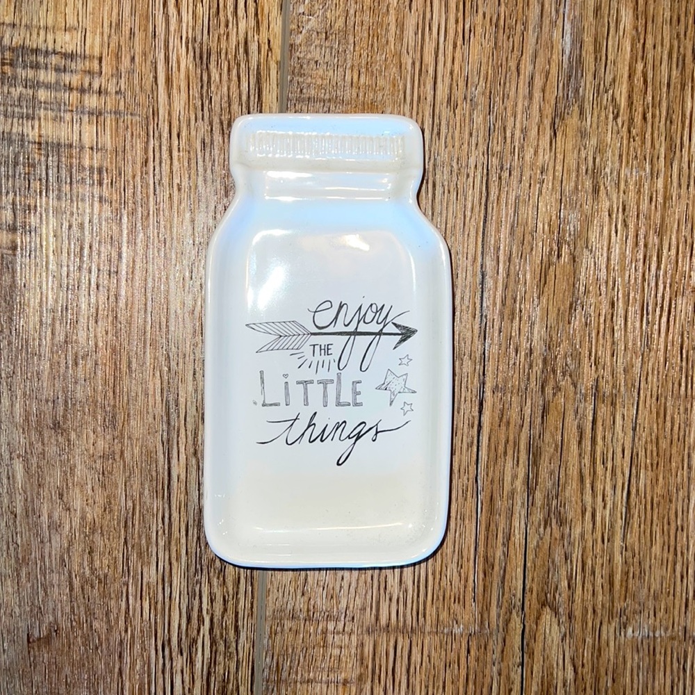 “enjoy the little things”